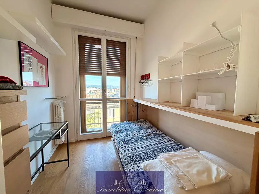 Immagine 14 di Trilocale in affitto  in Via delle Porte Nuove a Firenze