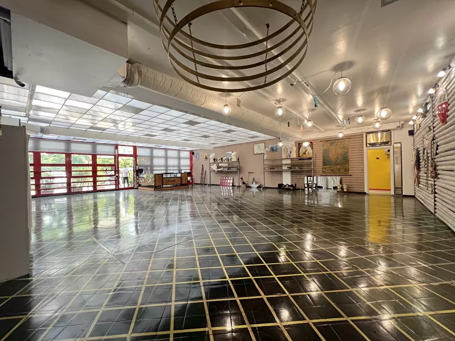 Immagine 5 di Showroom in vendita  in Via Amedeo Modigliani 10 a Crevalcore