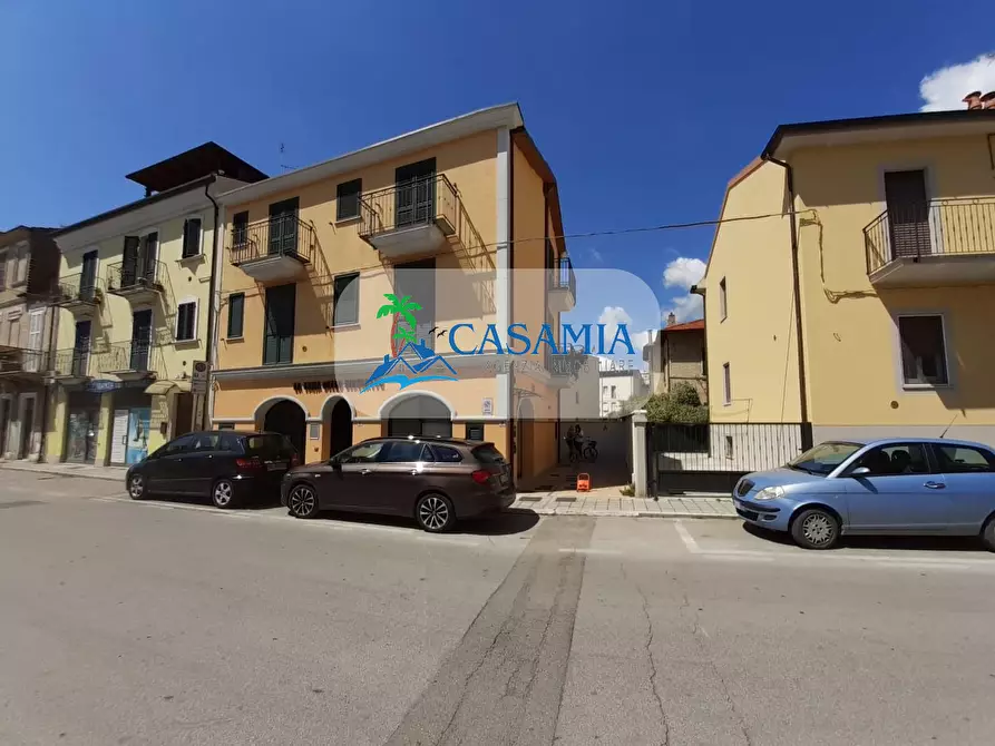 Immagine 1 di Locale commerciale in vendita  a San Benedetto Del Tronto