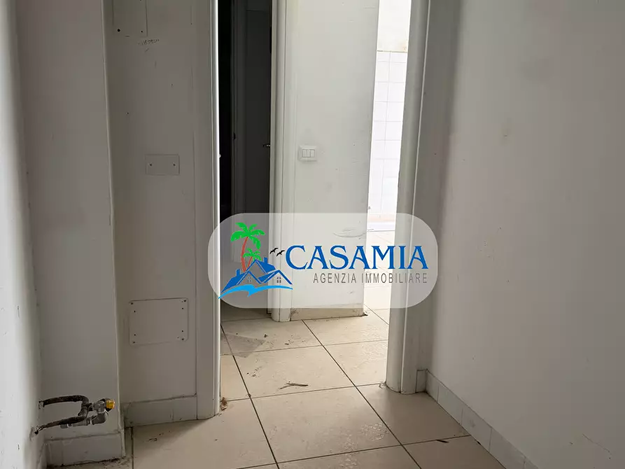 Immagine 10 di Locale commerciale in vendita  a San Benedetto Del Tronto