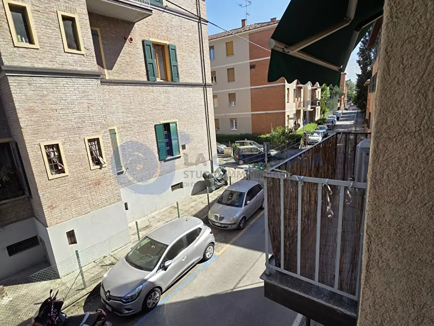 Immagine 22 di Bilocale in vendita  a Bologna