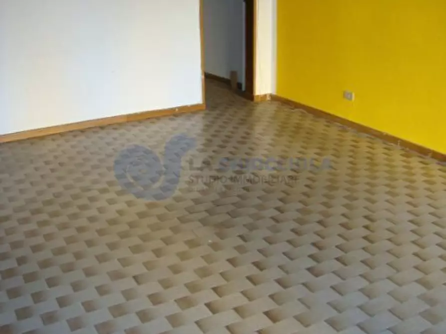 Immagine 10 di Ufficio in affitto  in via Francesca Edera De giovanni a Bologna