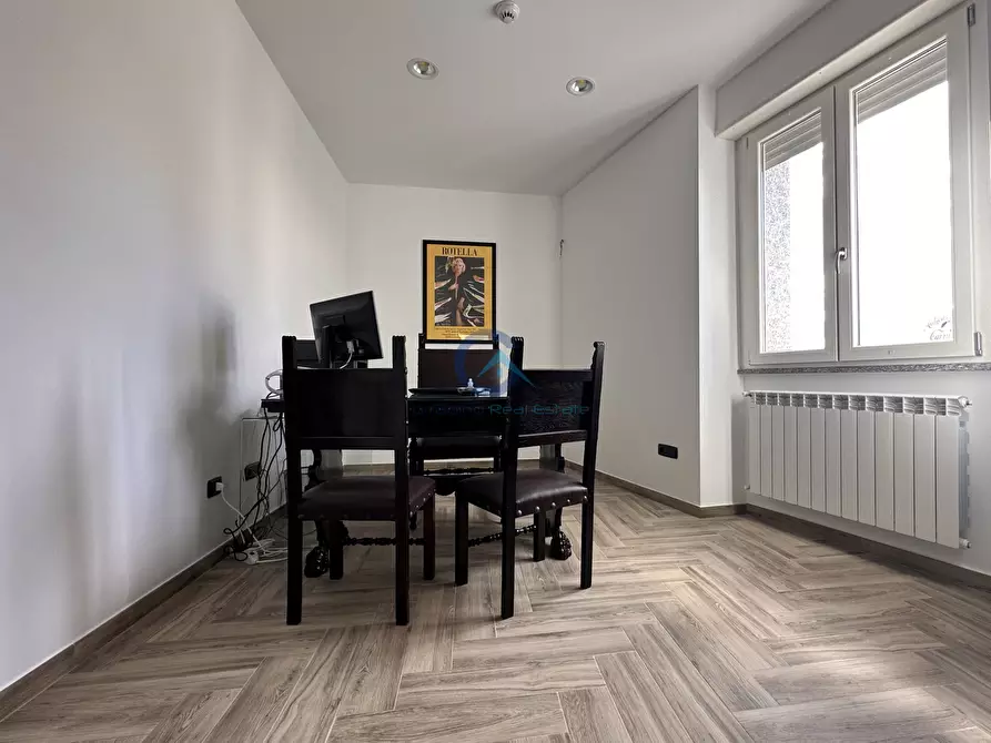 Immagine 9 di Ufficio in affitto  in via Lungomare Stefano Pugliese 54 a Catanzaro