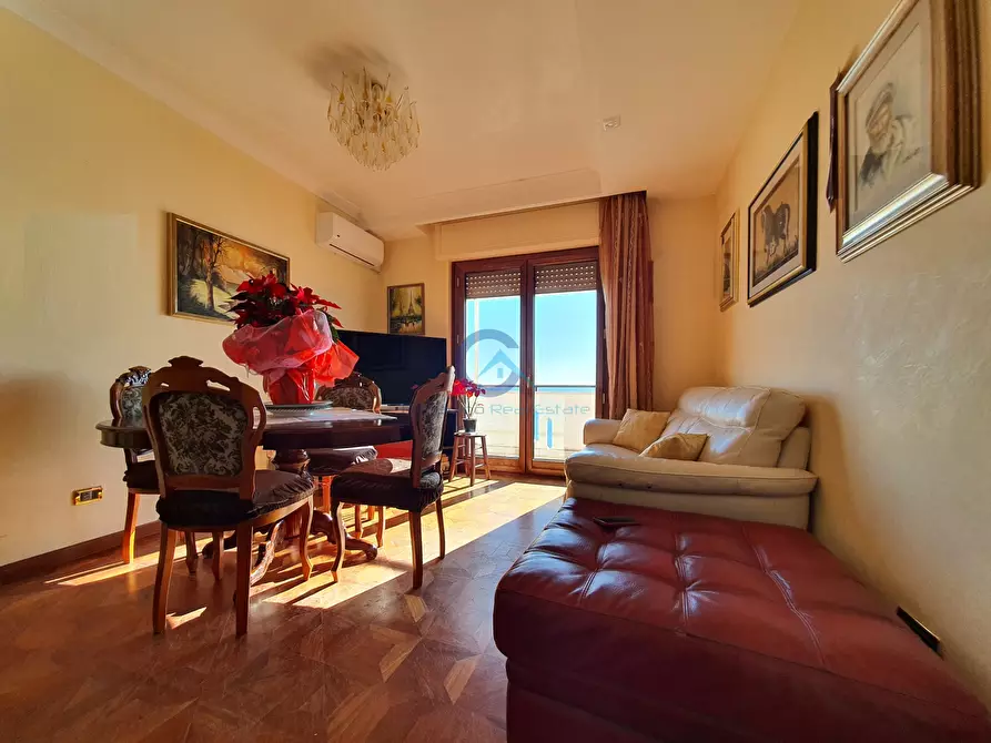 Immagine 3 di Trilocale in affitto  a Catanzaro