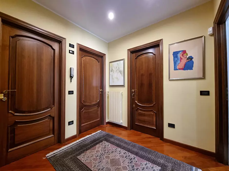 Immagine 9 di Casa bifamiliare in vendita  in Via Ugo Ortona 67 a Catanzaro