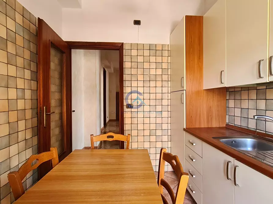 Immagine 7 di Stanza singola in affitto  a Catanzaro