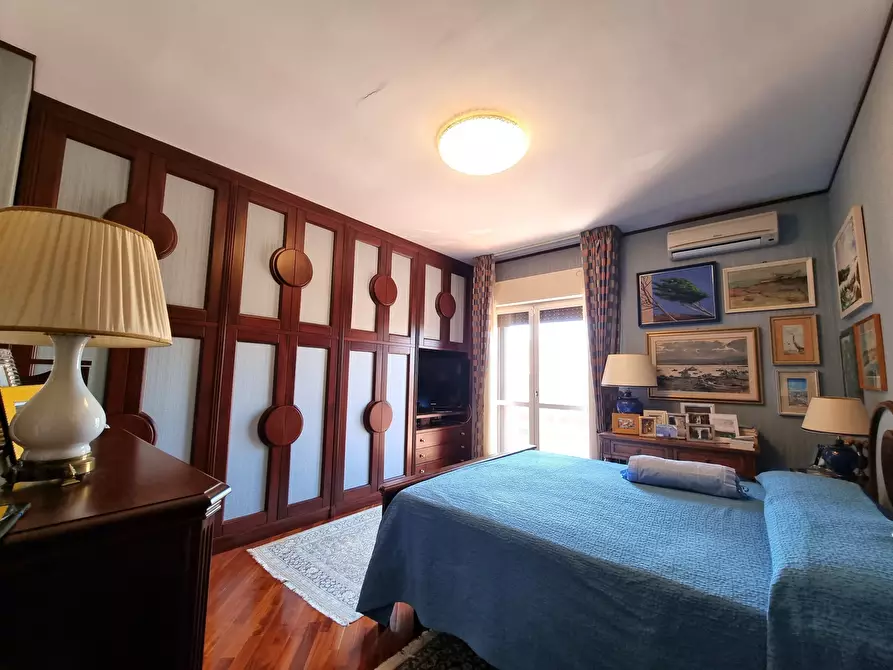 Immagine 14 di Casa bifamiliare in vendita  in Via Ugo Ortona 67 a Catanzaro