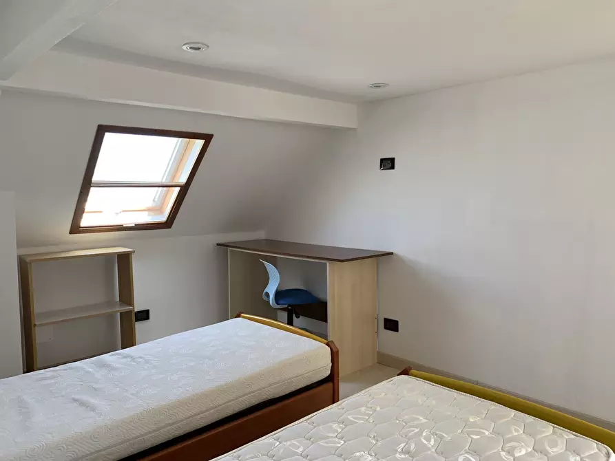 Immagine 8 di Mansarda in affitto  a Catanzaro