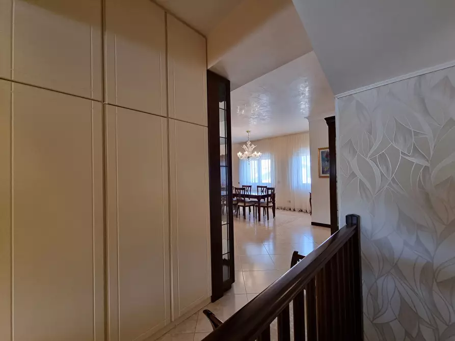 Immagine 33 di Attico in vendita  a Squillace