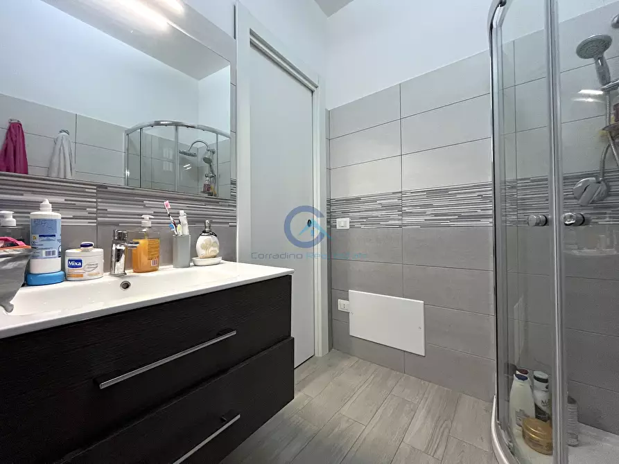 Immagine 8 di Trilocale in vendita  in Via Genova 13 a Catanzaro