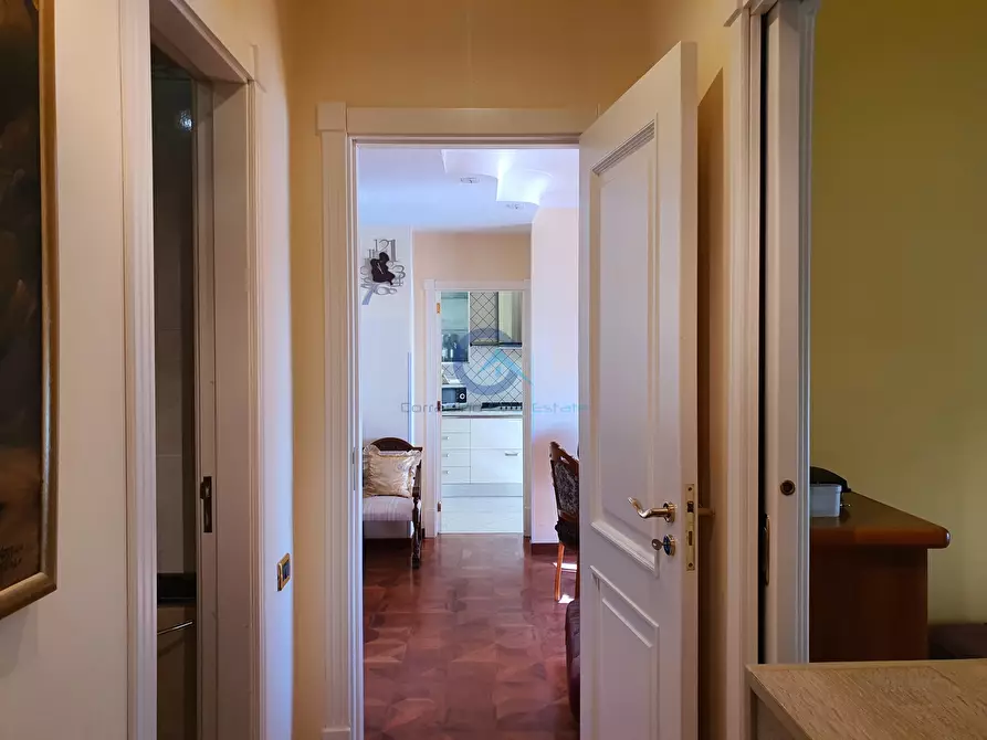 Immagine 16 di Trilocale in affitto  a Catanzaro