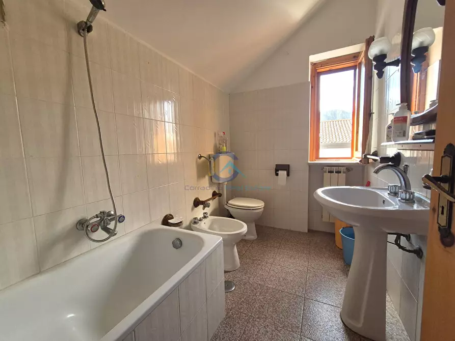 Immagine 18 di Casa trifamiliare in vendita  in VIA DELLE ORCHIDEE 13 a Squillace