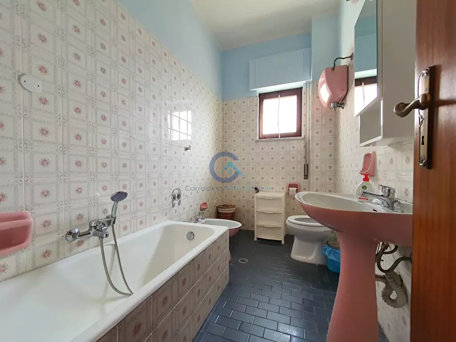 Immagine 17 di Ufficio in affitto  in Via Eugenio de Riso 65 a Catanzaro