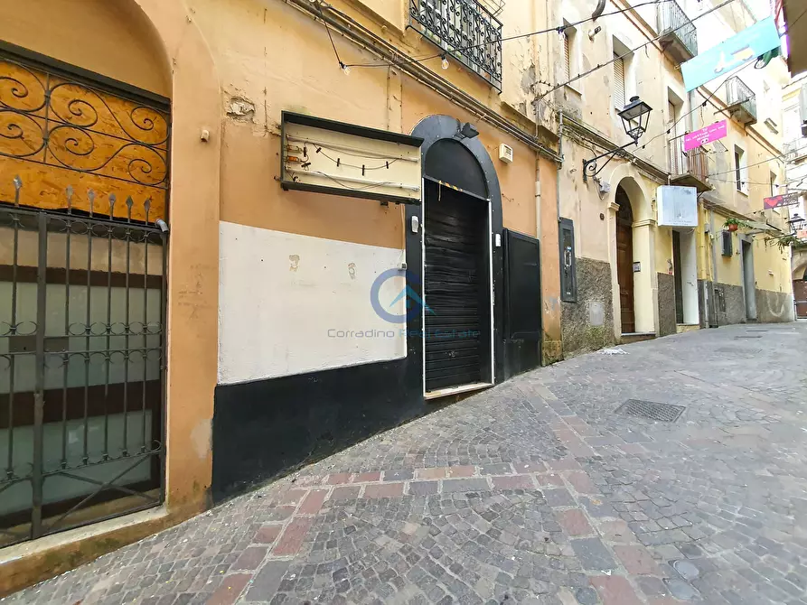 Immagine 5 di Locale commerciale in affitto  in Via Menniti Ippolito 16 a Catanzaro