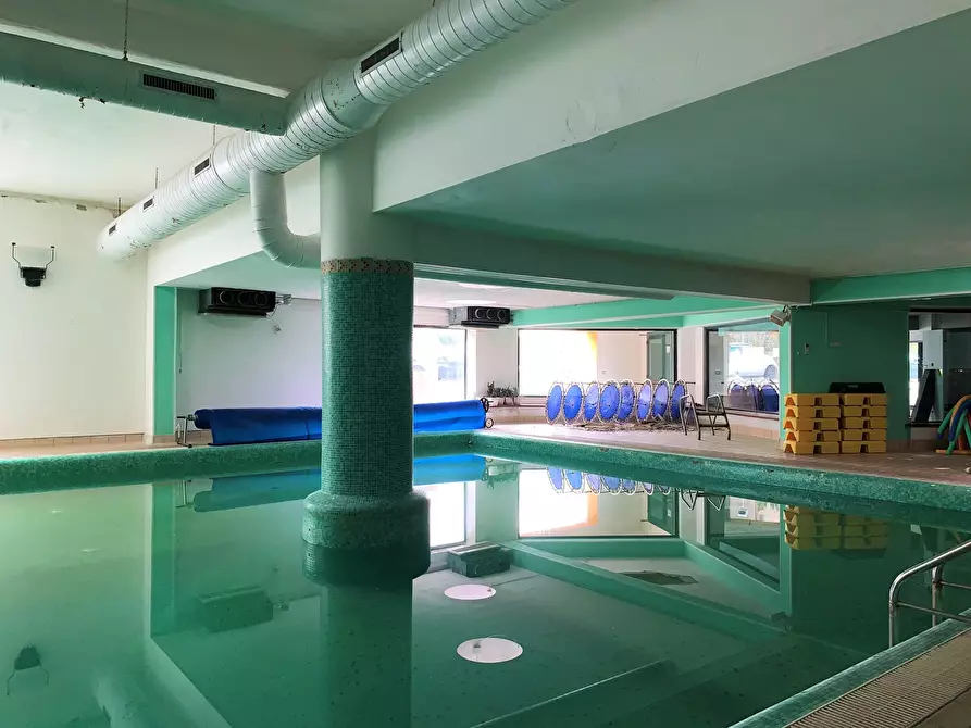 Immagine 4 di Ufficio in affitto  a Catanzaro