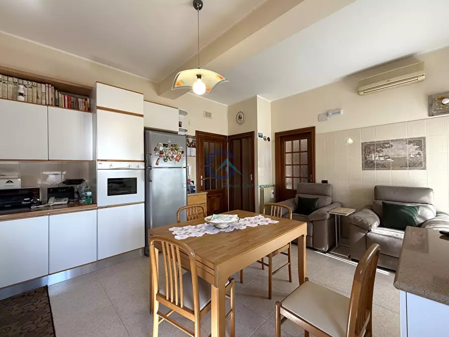 Immagine 9 di Quadrilocale in vendita  in Traversa VIII Crotone 6 a Catanzaro