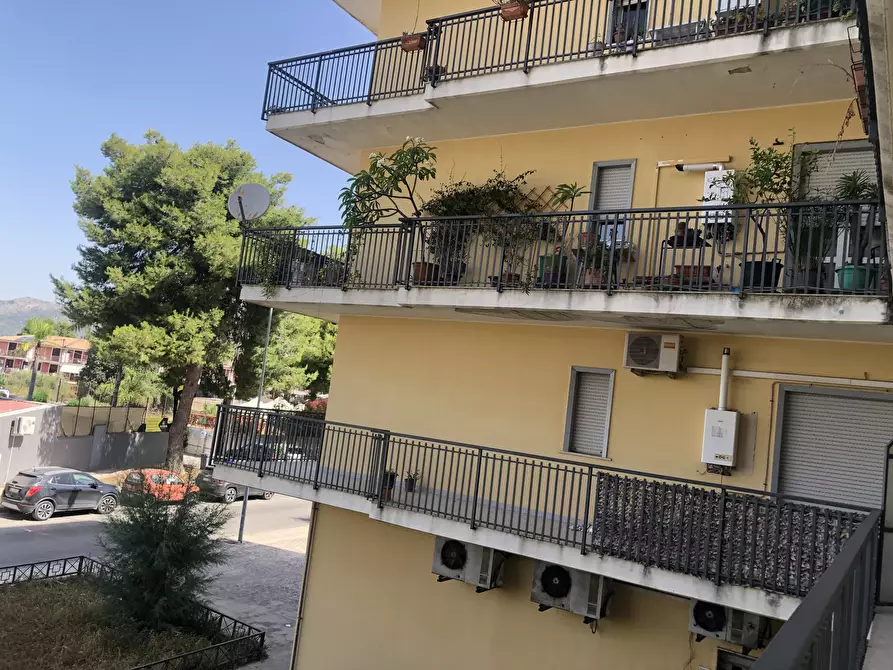 Immagine 40 di Quadrilocale in vendita  in VIA FRANCESCO CRSIPI a Floridia