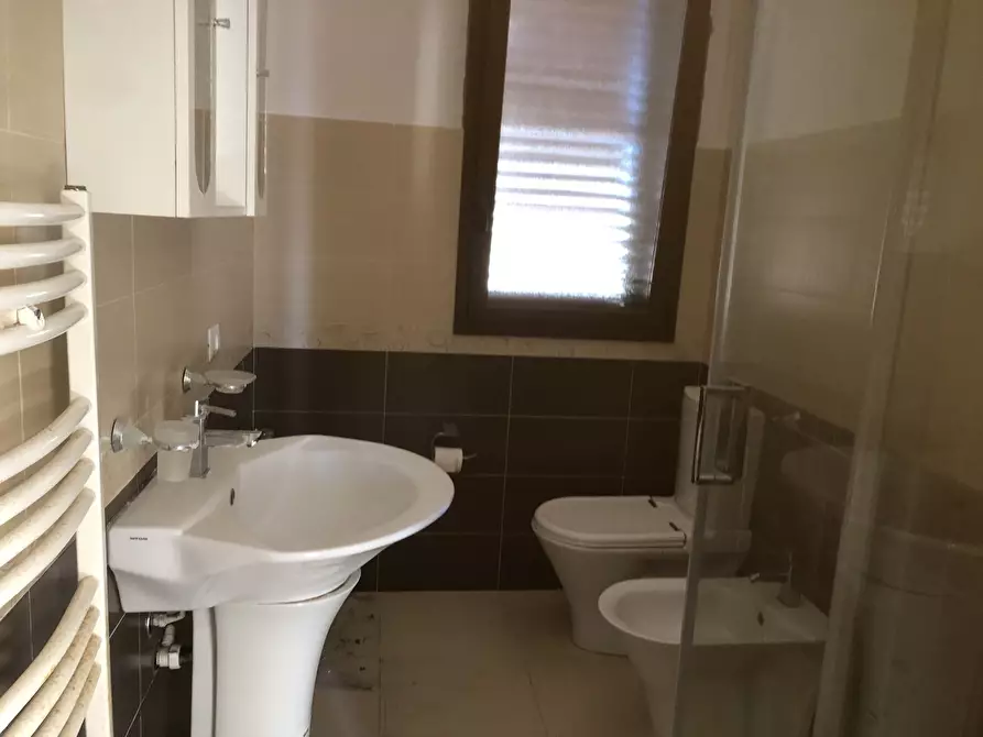 Immagine 11 di Trilocale in vendita  in VIA OLANDA a Siracusa