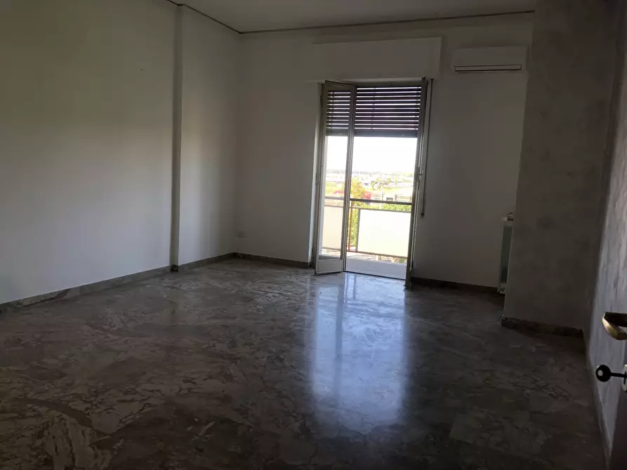 Immagine 8 di Appartamento in vendita  in Via Adda a Siracusa