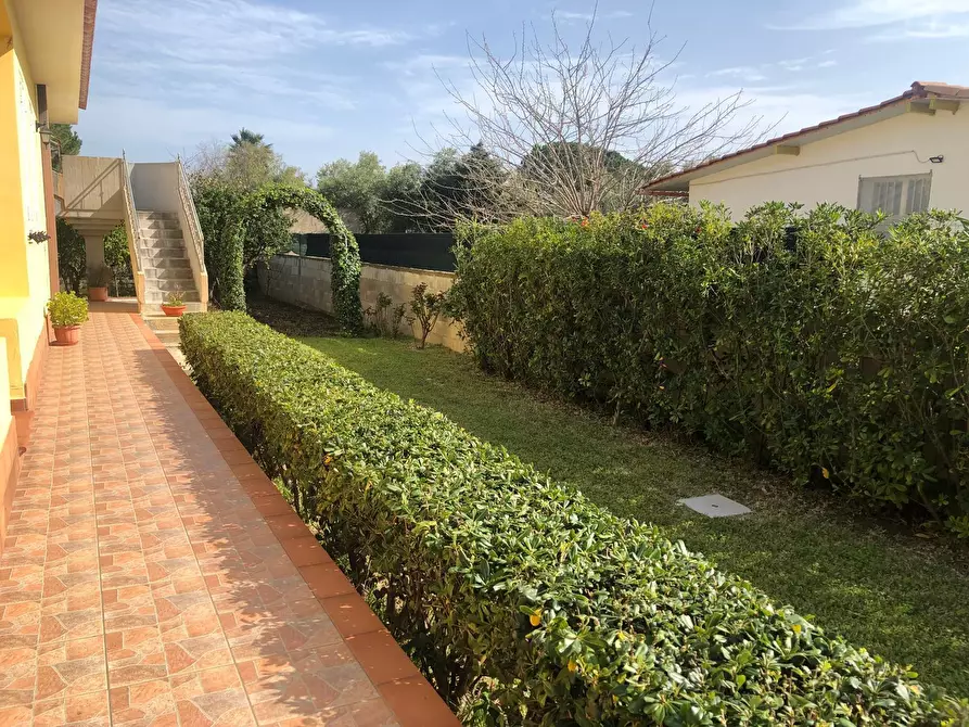 Immagine 3 di Casa indipendente in vendita  in VIA ISOLE DELLA  CALEDONIA a Siracusa