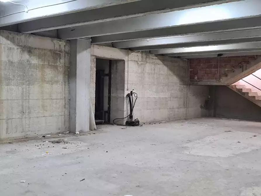 Immagine 6 di Capannone industriale in vendita  in VIA ELORINA a Siracusa