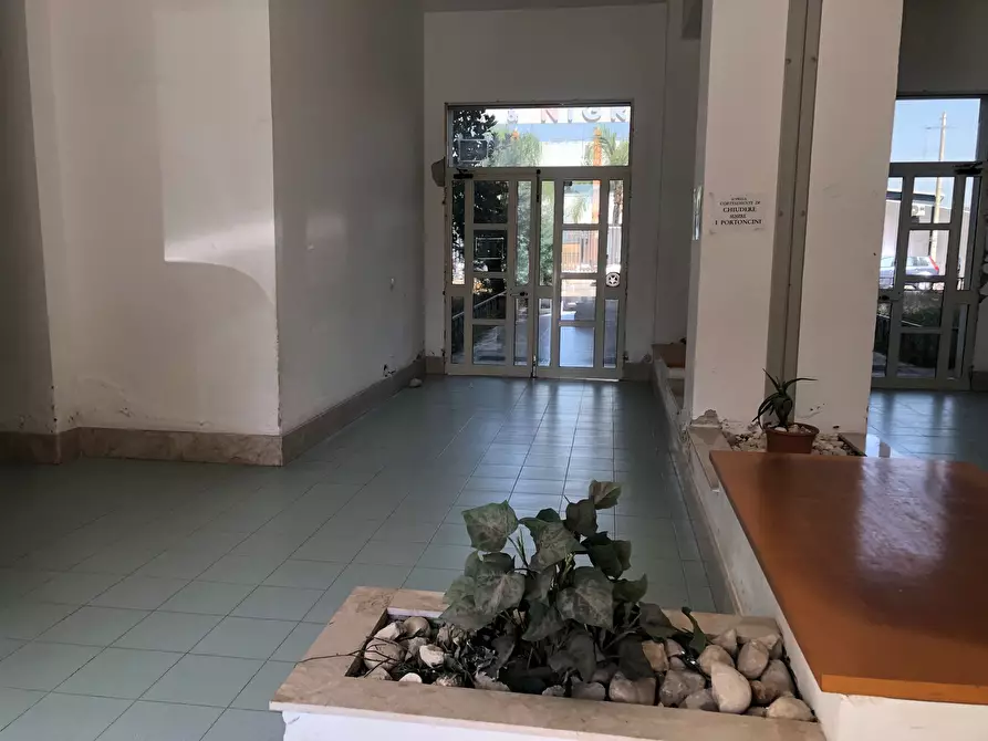 Immagine 26 di Quadrilocale in vendita  in VIA FRANCESCO CRSIPI a Floridia