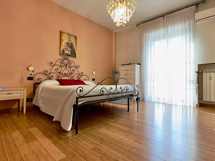 Immagine 6 di Quadrilocale in vendita  a Brescia