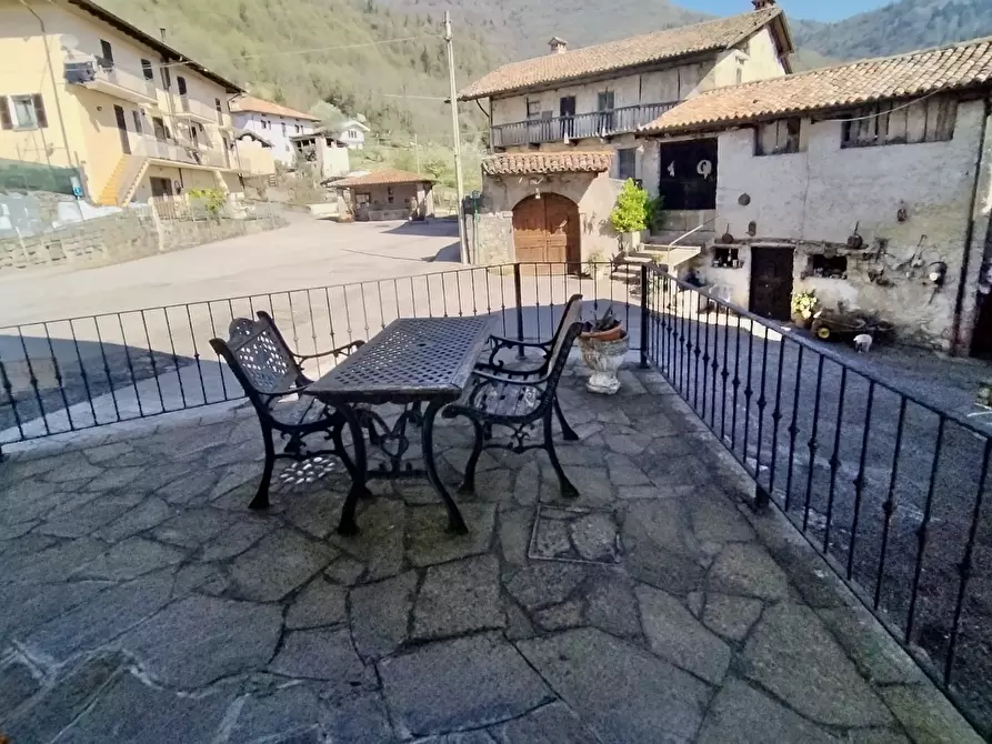 Immagine 7 di Porzione di casa in vendita  in Via Navono 1 a Pertica Alta