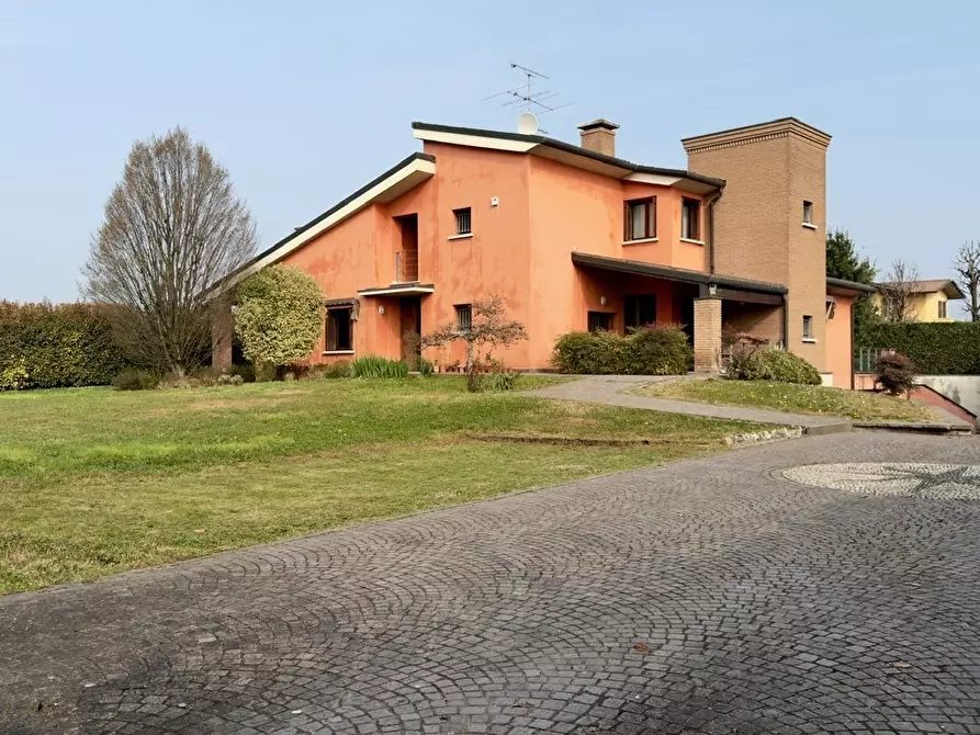 Immagine 1 di Casa indipendente in vendita  in Via Volta Traversa . II 1 a San Zeno Naviglio