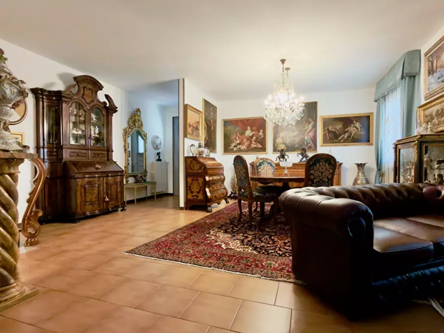 Immagine 9 di Casa bifamiliare in vendita  in Via Benaco a Puegnago Sul Garda