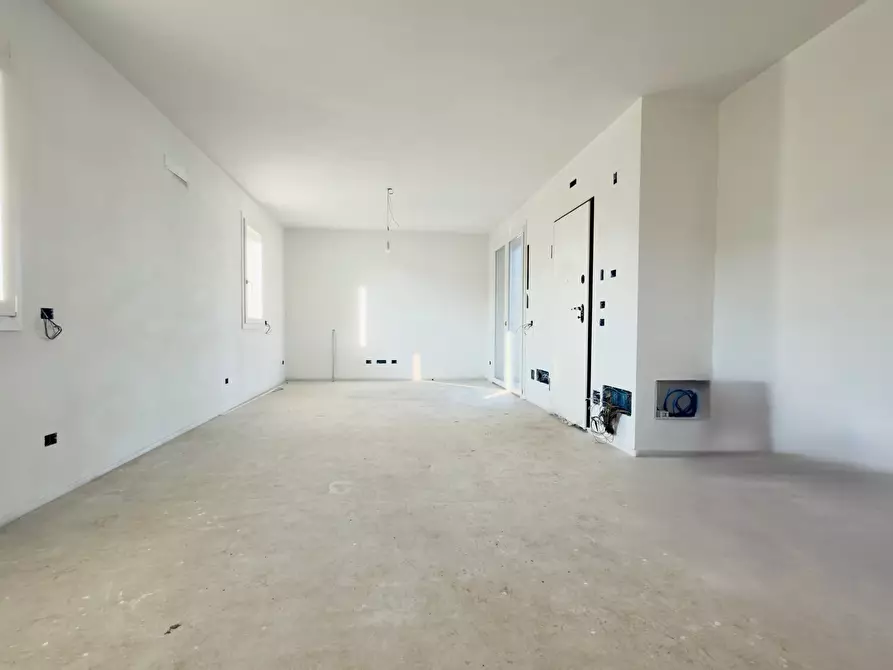 Immagine 8 di Quadrilocale in vendita  in Via Bolognina a Bedizzole