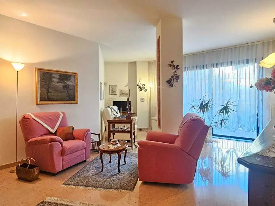 Immagine 1 di Trilocale in vendita  a Brescia