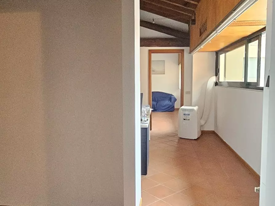 Immagine 10 di Ufficio in vendita  in Via IV Novembre a Borgosatollo