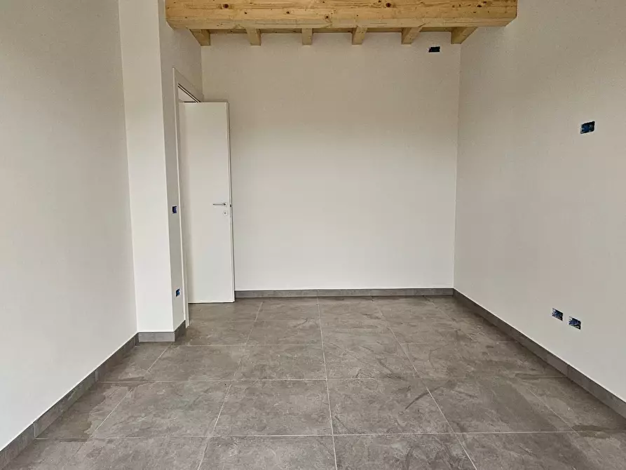 Immagine 19 di Villa in vendita  a Montirone