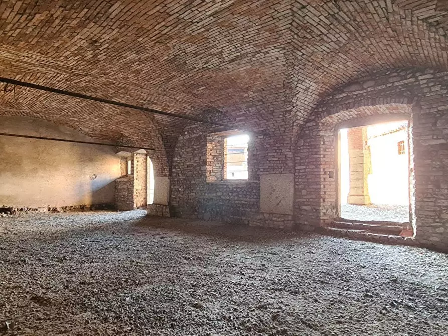 Immagine 5 di Rustico / casale in vendita  in Via Santissima 27 a Borgosatollo