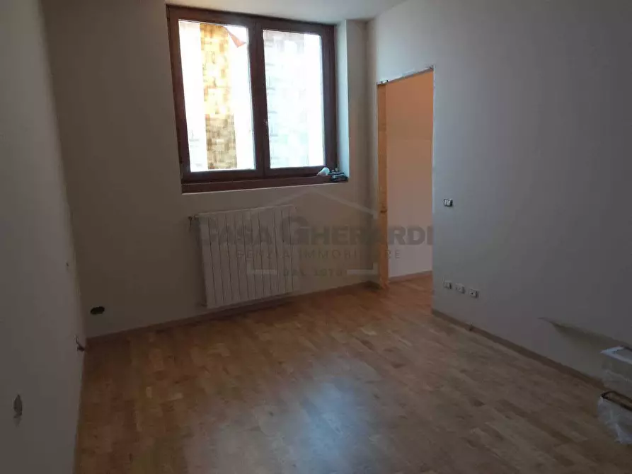 Immagine 15 di Bilocale in vendita  a Paladina