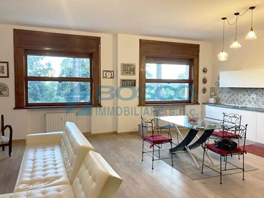 Immagine 7 di Pentalocale in vendita  in Viale Mazzini a La Spezia