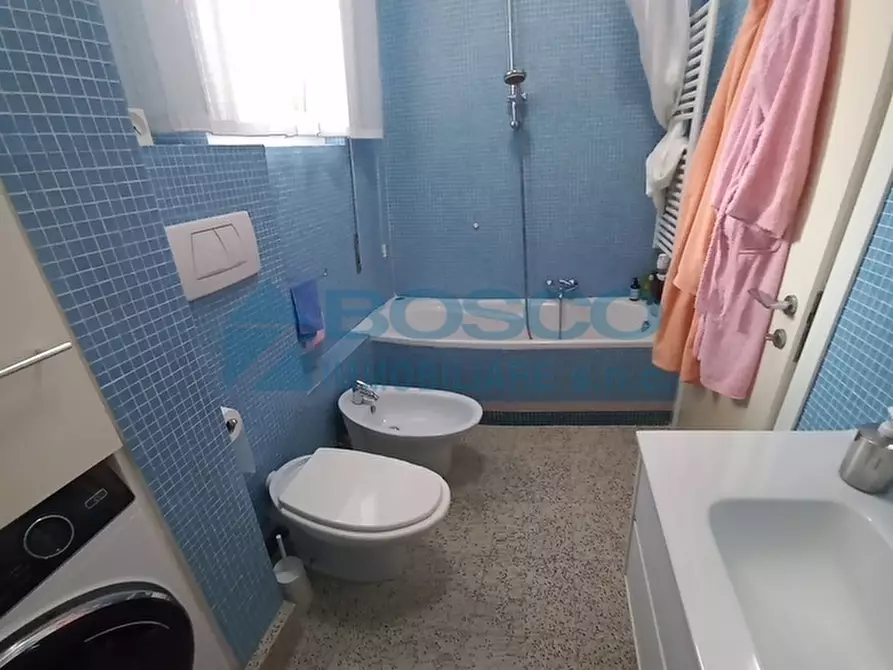 Immagine 13 di Pentalocale in vendita  in via Doninzetti a La Spezia