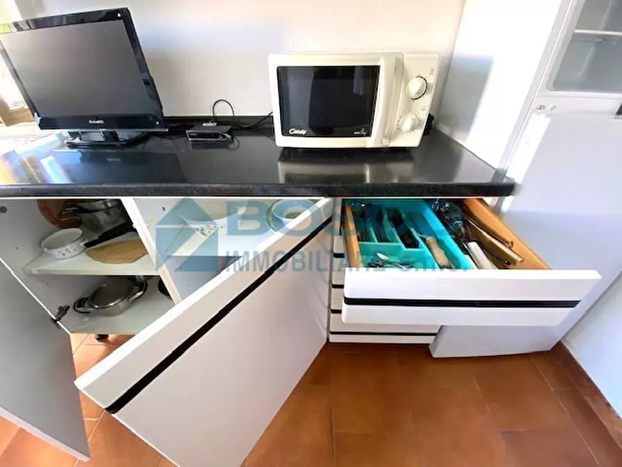 Immagine 8 di Bilocale in affitto  in Via Sarzana 946 a La Spezia