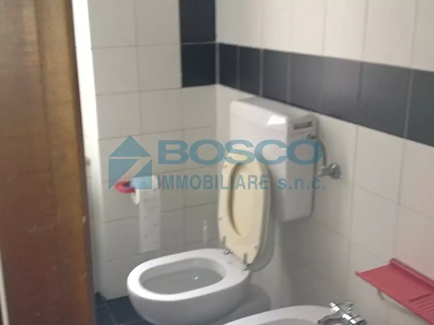 Immagine 17 di Pentalocale in vendita  in Via Vittorio Veneto 113 a La Spezia