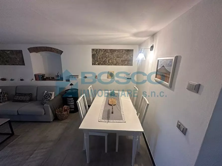 Immagine 17 di Casa bifamiliare in vendita  in Via Canale a Castelnuovo Magra