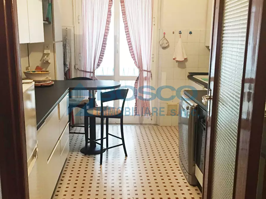 Immagine 3 di Pentalocale in vendita  in via Fiume 186 a La Spezia