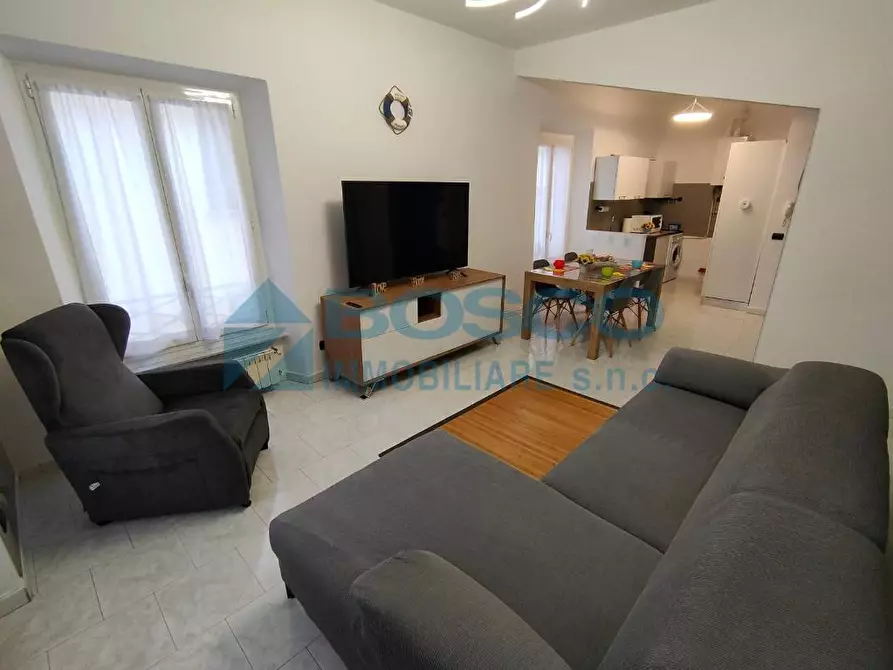 Immagine 1 di Quadrilocale in vendita  in Viale Amendola a La Spezia