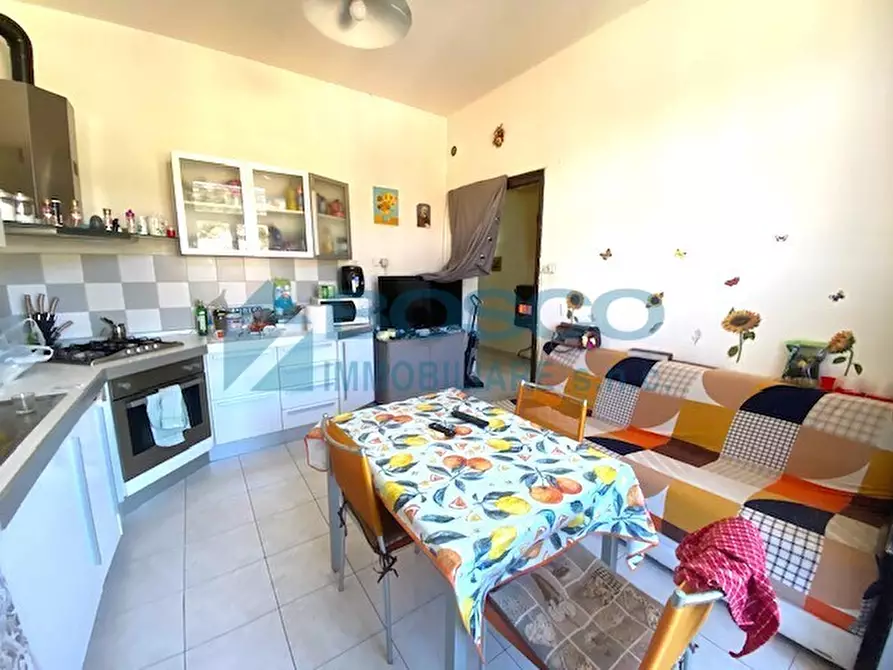 Immagine 8 di Trilocale in vendita  in Via Genova 100 a La Spezia