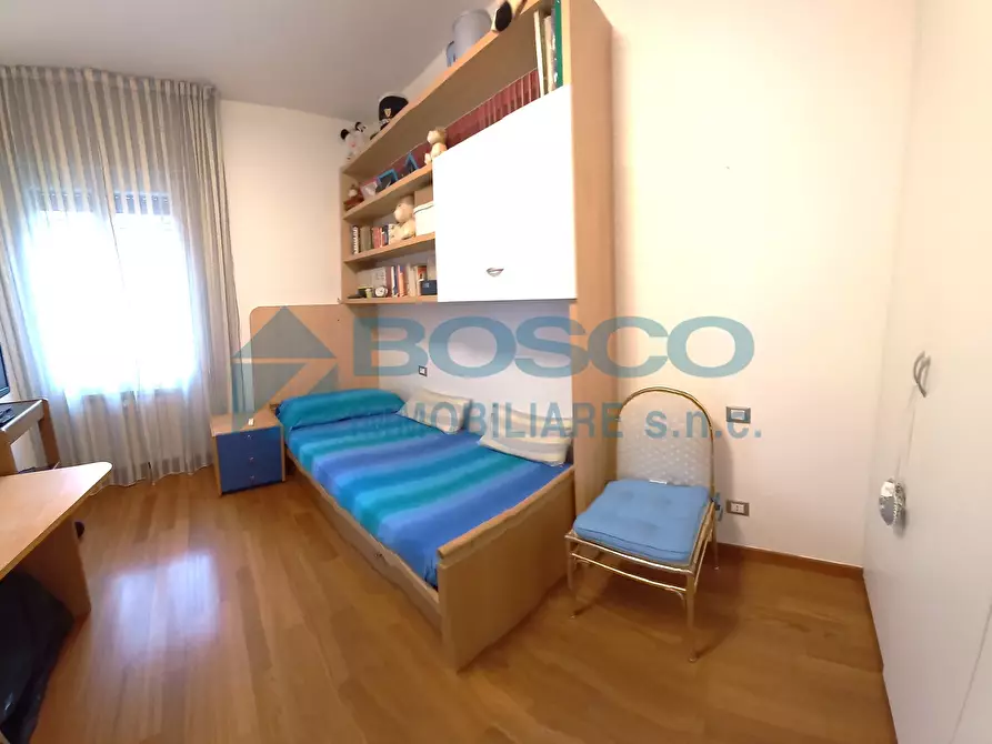 Immagine 9 di Pentalocale in vendita  in via Doninzetti a La Spezia