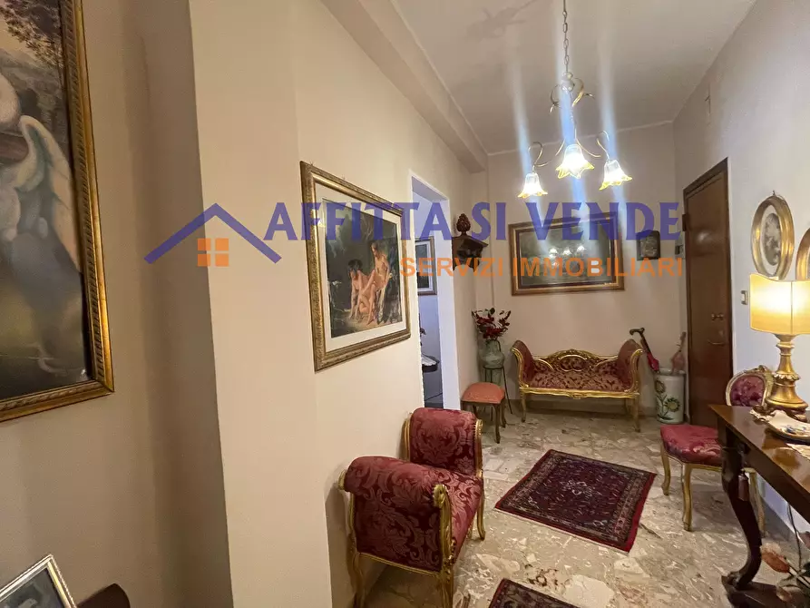 Immagine 21 di Pentalocale in vendita  in Via Sicilia 50 a Siracusa