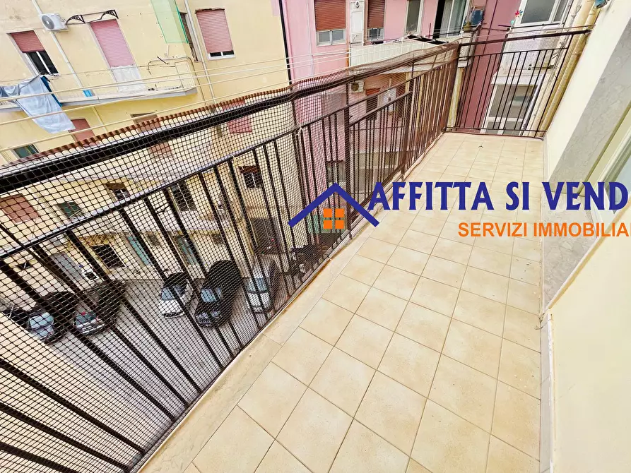 Immagine 30 di Pentalocale in vendita  in Via Filisto 36 a Siracusa