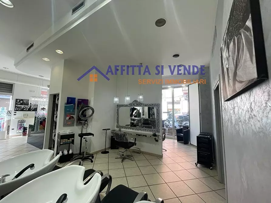 Immagine 4 di Locale commerciale in vendita  in Viale Tica 97 a Siracusa