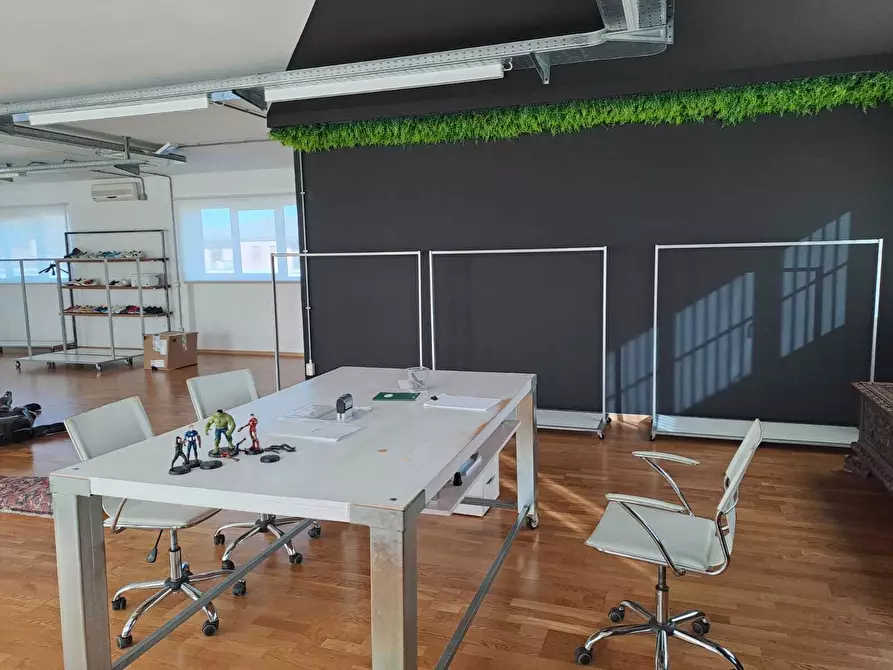 Immagine 11 di Laboratorio in vendita  in via pietro nenni a Pescara