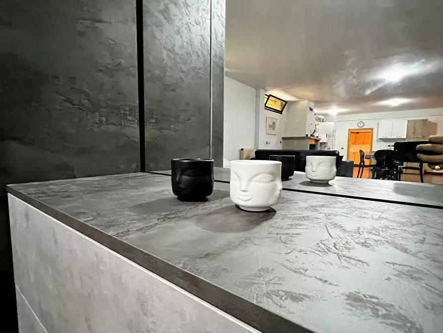 Immagine 6 di Loft/Open space in vendita  a Pescara